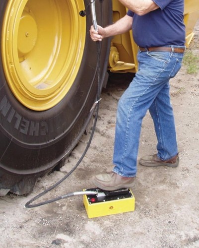 pompa-hydrauliczna-ESCO-10592-montaż-koła-2-10679