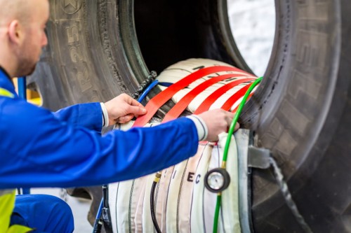 Wulkanizator do napraw Monaflex OTR.jpg