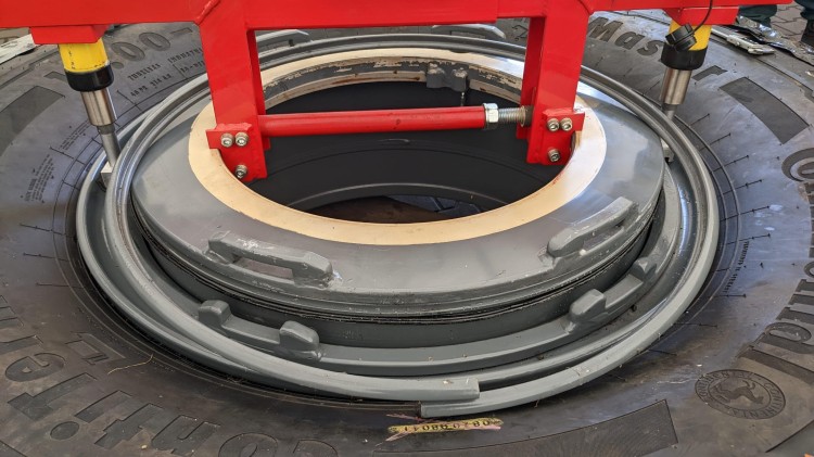 Rama montażowa do opon 25-42 hydraulicznaręczna.jpg