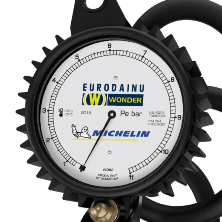 Pistolet-do-pompowania-Wonder-EURODAINU-Michelin-2015-03.jpg