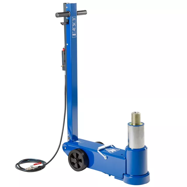 Widok ogólny niebieskiego podnośnika lotniczego AC Hydraulic model 65-1AP o udźwigu 65 ton