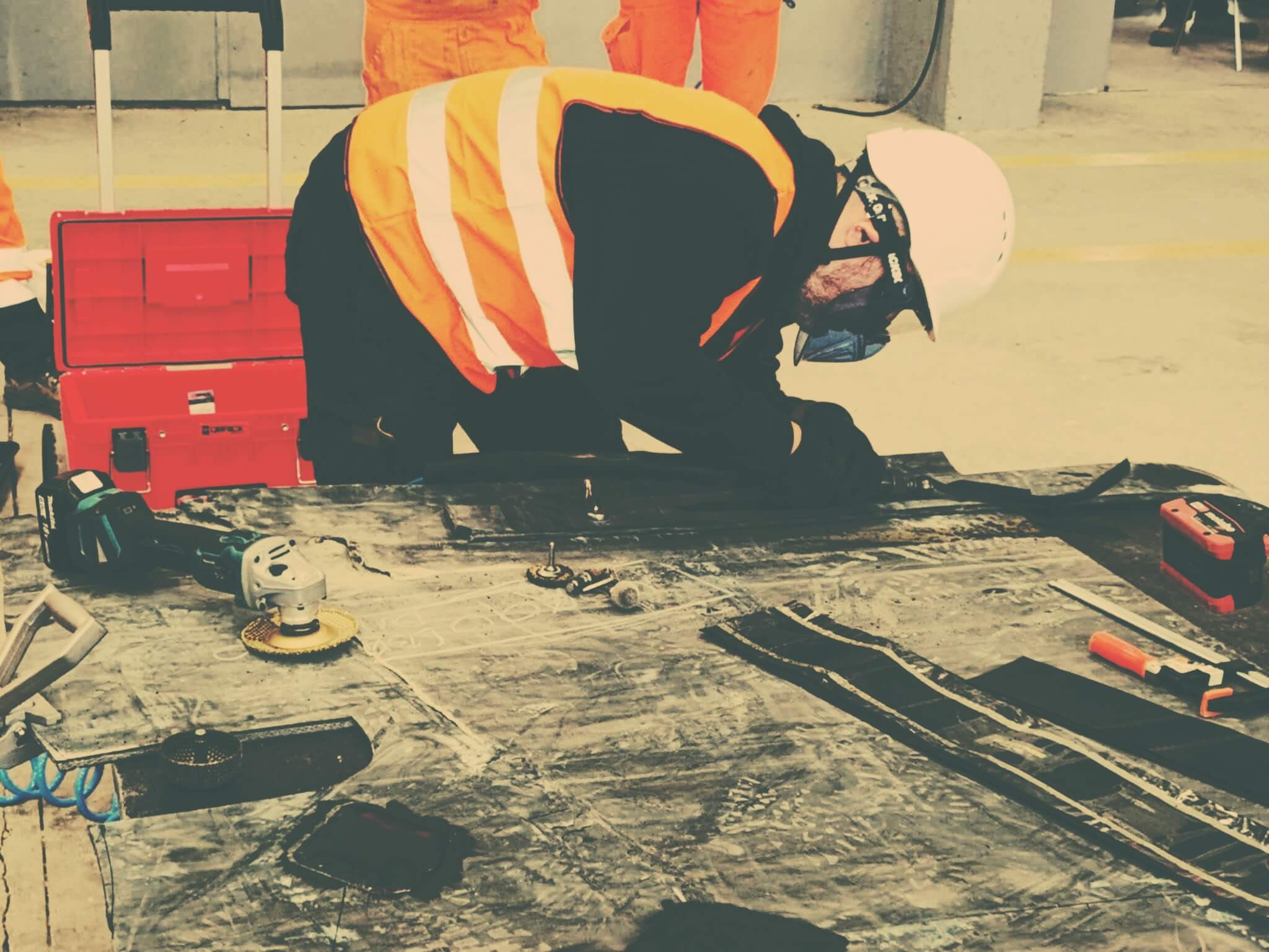 Przecinanie gumy - umów się na demonstrację maszyny Salvadori